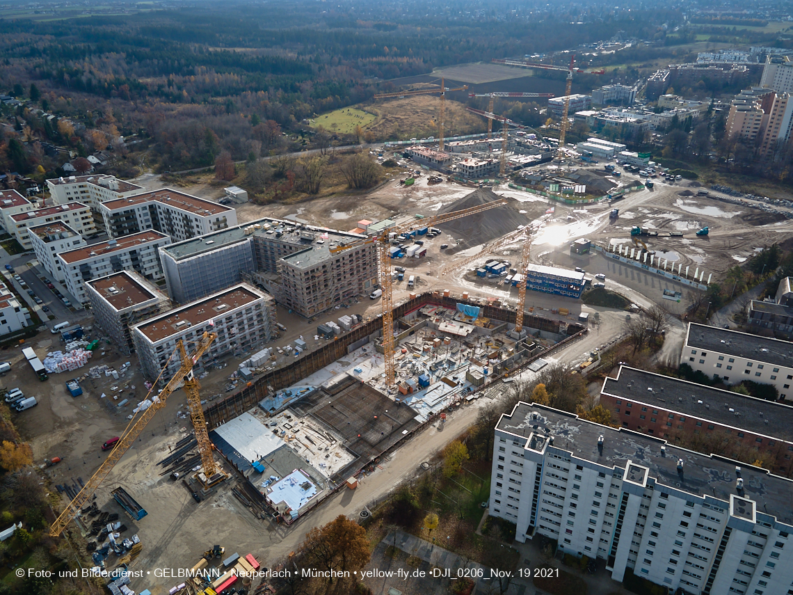 19.11.2021 - Luftbilder von der Baustelle Alexisquartier und Pandion Verde in Neuperlach